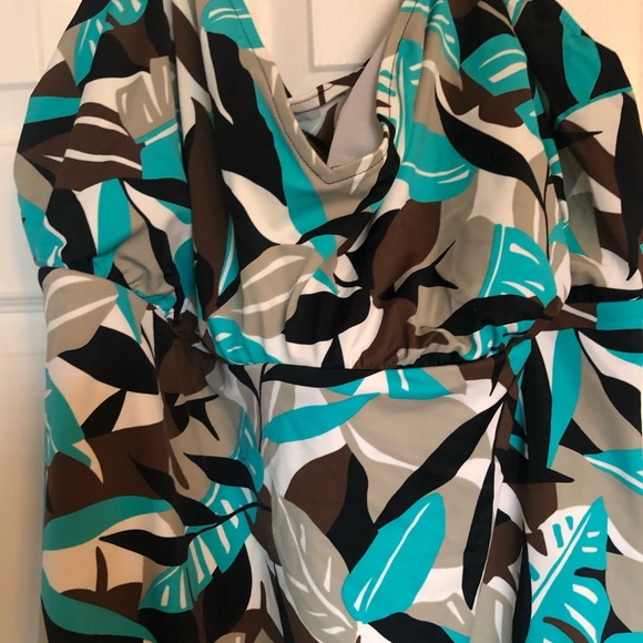 Women’s bathing suit 30W Tropical Escape NWOT - Picture 3 of 14